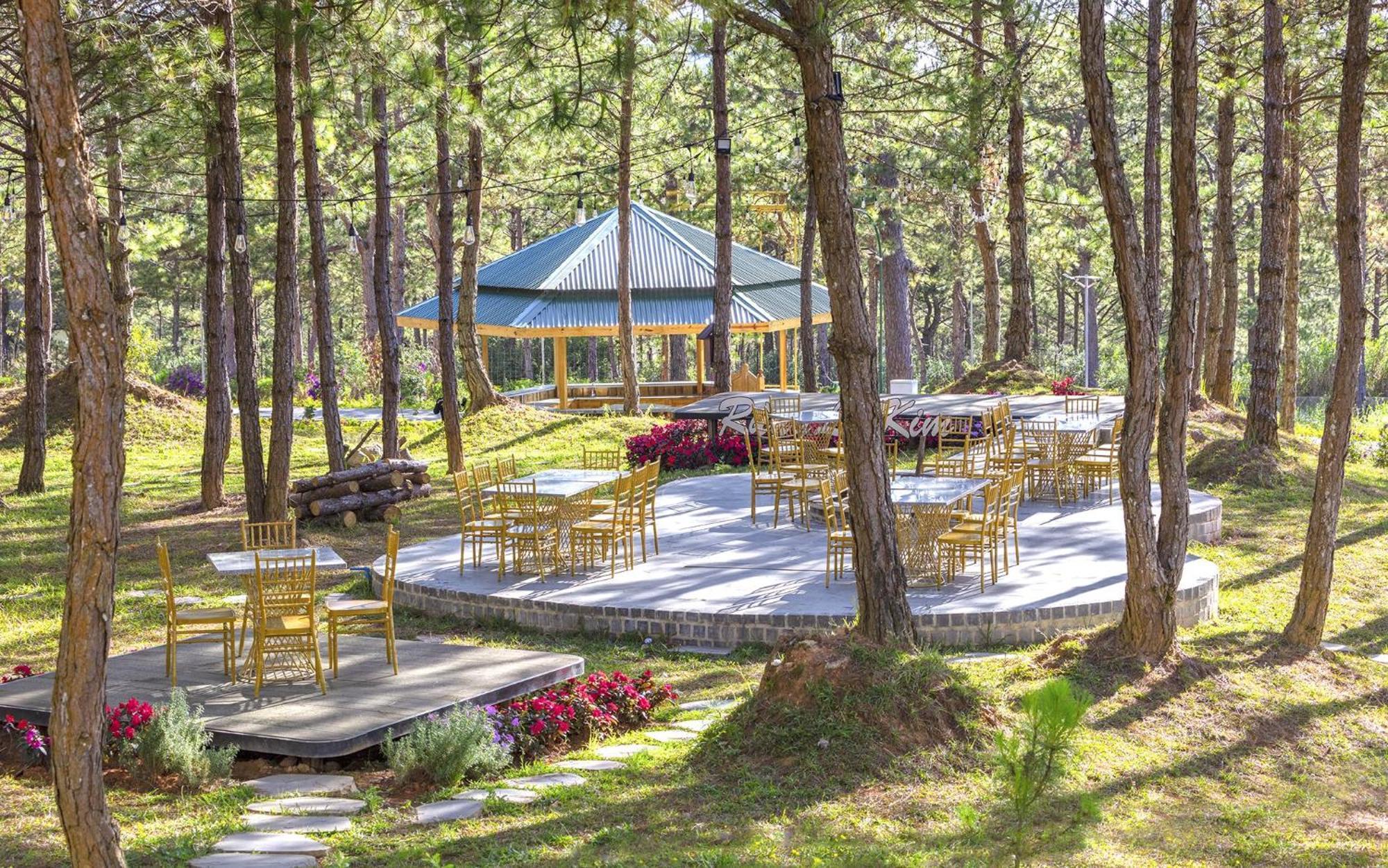 Kim Resort - Khu Nghi Duong Rung La Kim ダラット エクステリア 写真