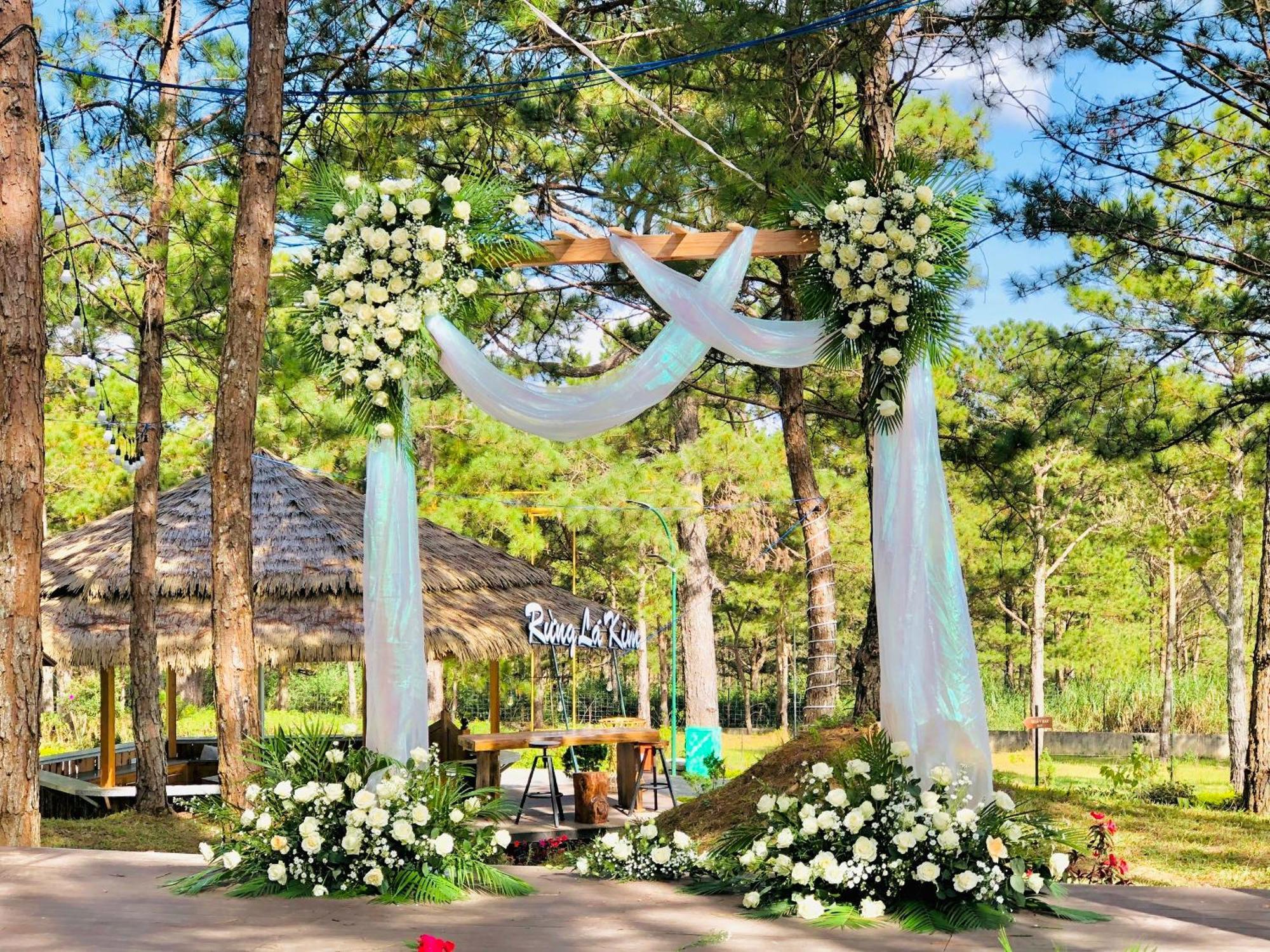 Kim Resort - Khu Nghi Duong Rung La Kim ダラット エクステリア 写真